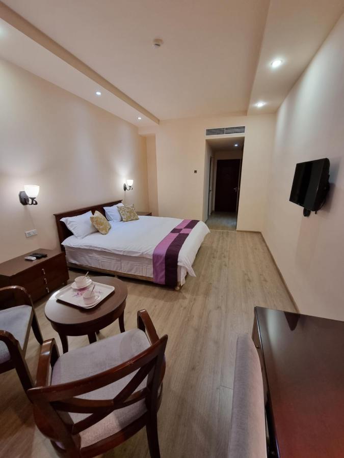 Damus Apartment Yerevan Bagian luar foto