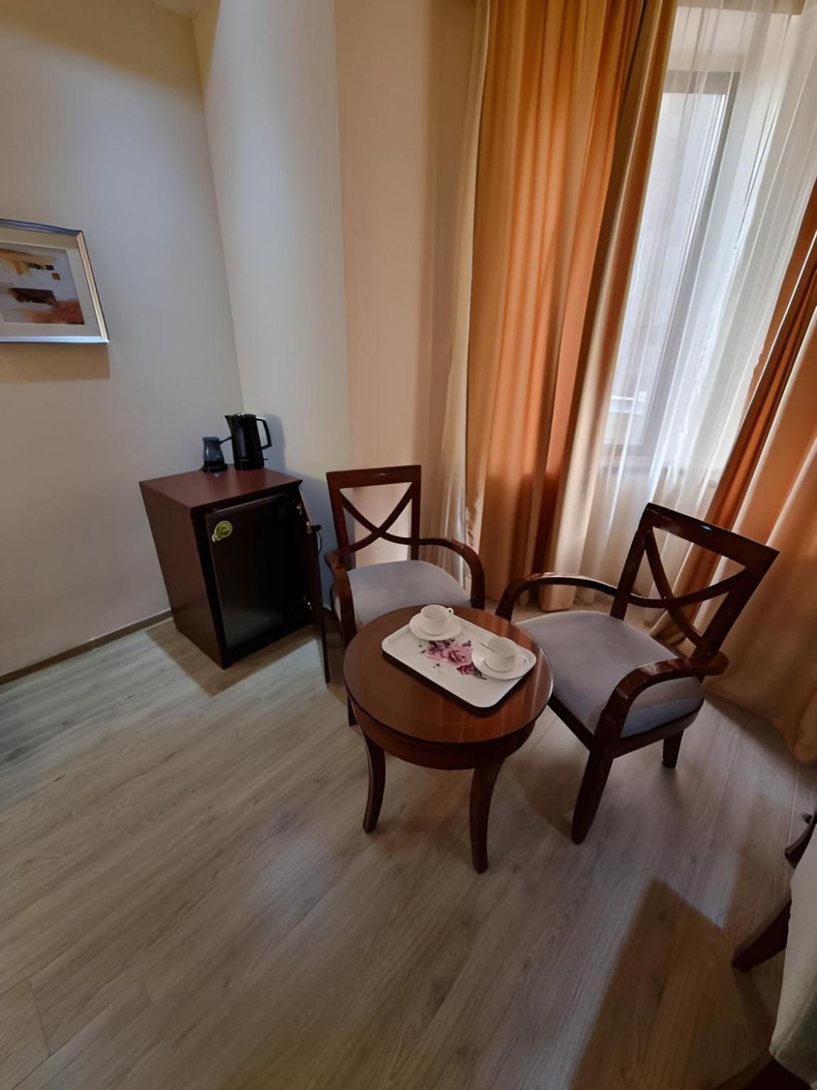 Damus Apartment Yerevan Bagian luar foto